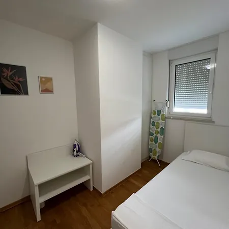 Lasta Apartment